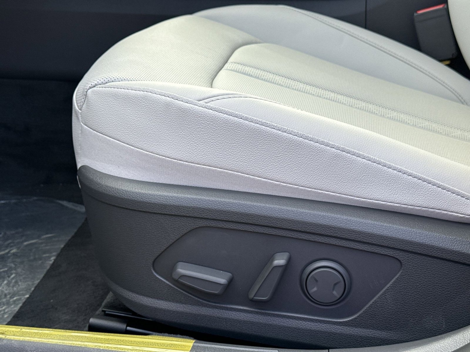 New 2026 Hyundai Sonata Limited image 14