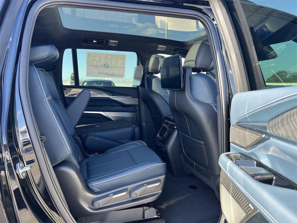 New 2026 Cadillac Escalade IQL Sport 2 image 34