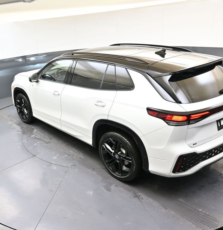 New 2026 Volkswagen Tiguan SE R-Line image 39