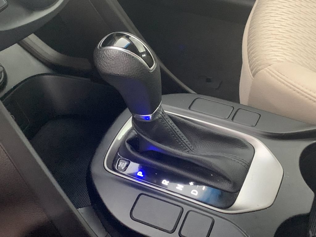 Used 2017 Hyundai Santa Fe Sport FWD image 24