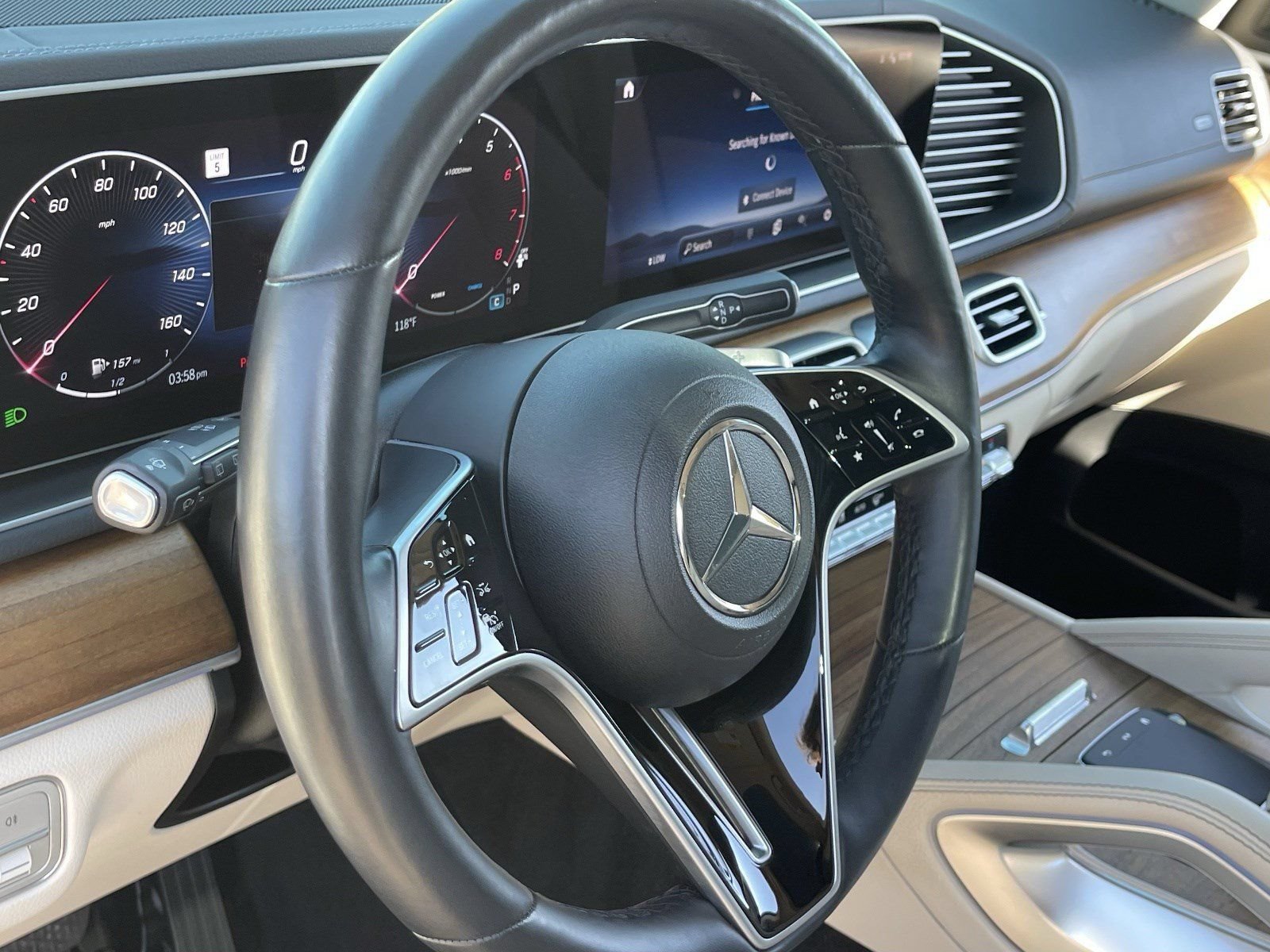 Used 2024 Mercedes-Benz GLS 450 4MATIC image 26