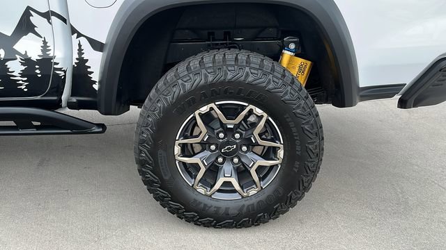 Used 2024 Chevrolet Colorado ZR2 w/ Technology Package image 21