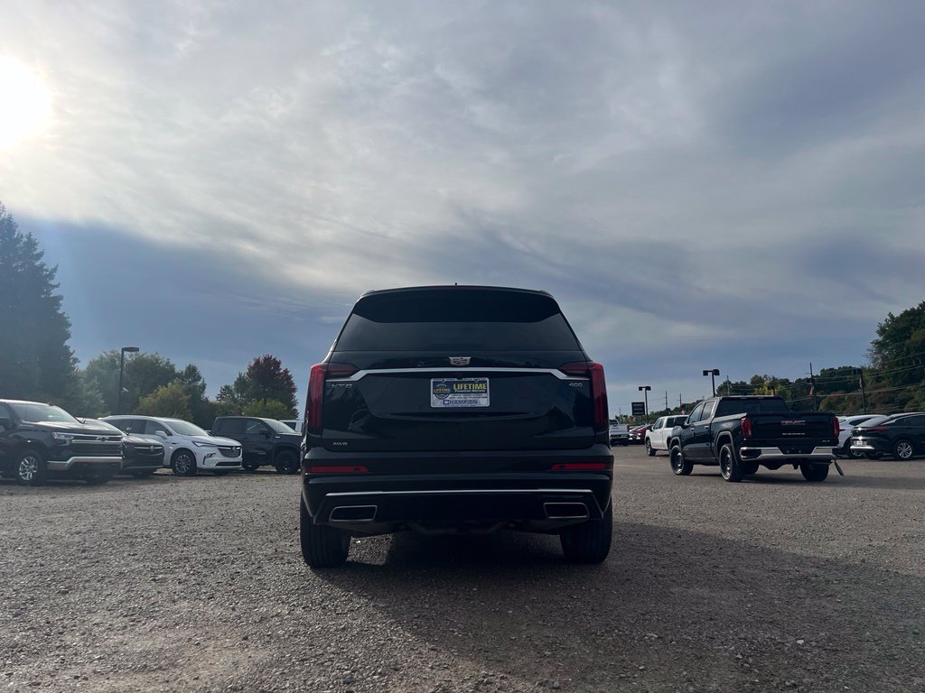 Used 2025 Cadillac XT6 Premium Luxury w/ LPO, Floor Liner Package AWD/4WD image 7