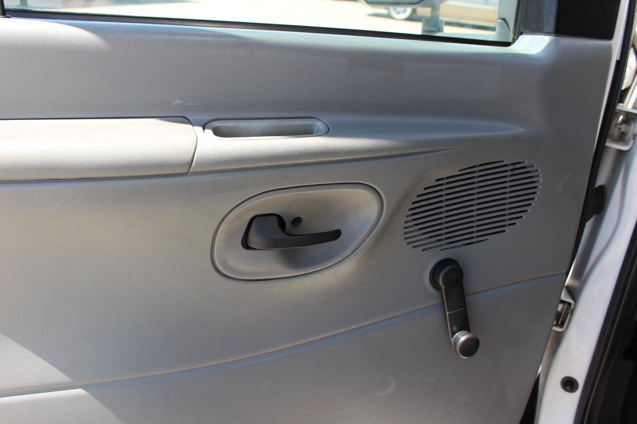 Used 2007 Ford E-450 and Econoline 450 RWD image 45