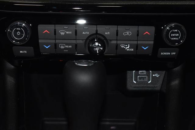 New 2026 Jeep Compass Limited image 15