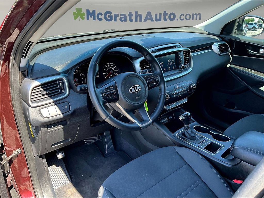 Used 2017 Kia Sorento AWD w/ LX Convenience Package image 19