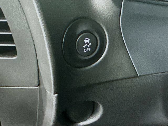 Certified 2025 Nissan Z Performance w/ Floor Mat Package RWD image 12