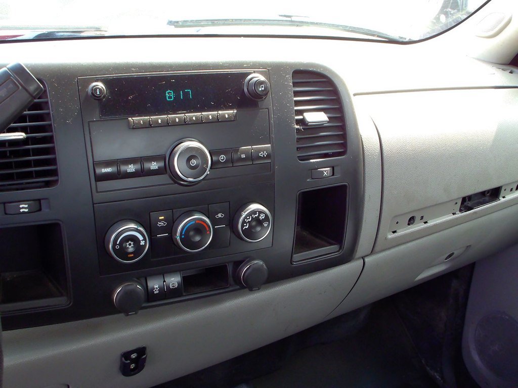 Used 2013 Chevrolet Silverado 3500 W/T w/ Snow Plow Prep Package AWD/4WD image 9