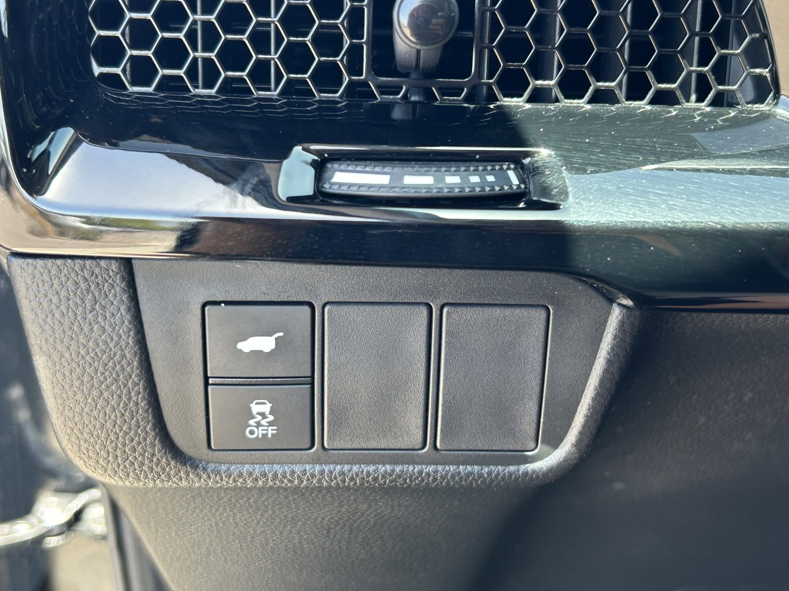Used 2024 Honda CR-V EX-L image 32