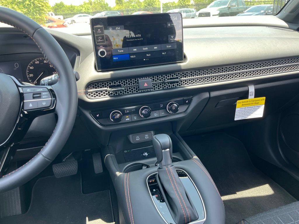 Used 2027 Honda HR-V Sport image 18
