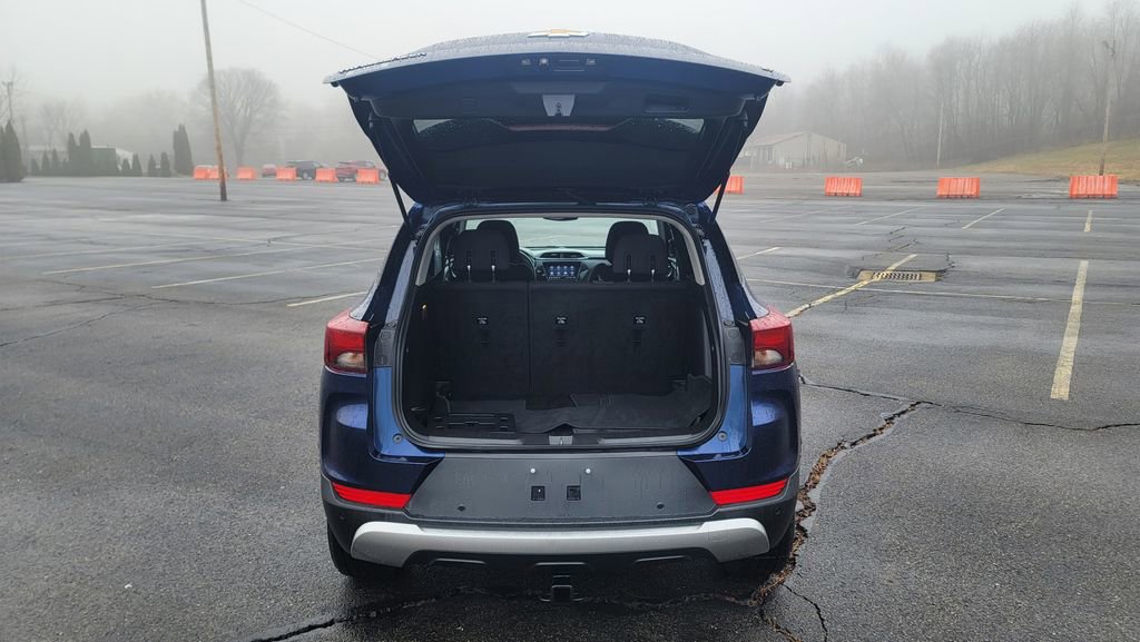 Used 2022 Chevrolet TrailBlazer LT w/ Convenience Package image 11