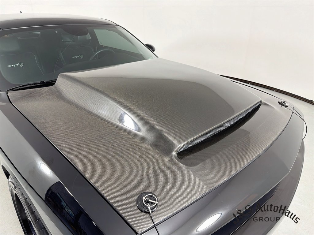 Used 2022 Dodge Challenger SRT Hellcat RWD image 40