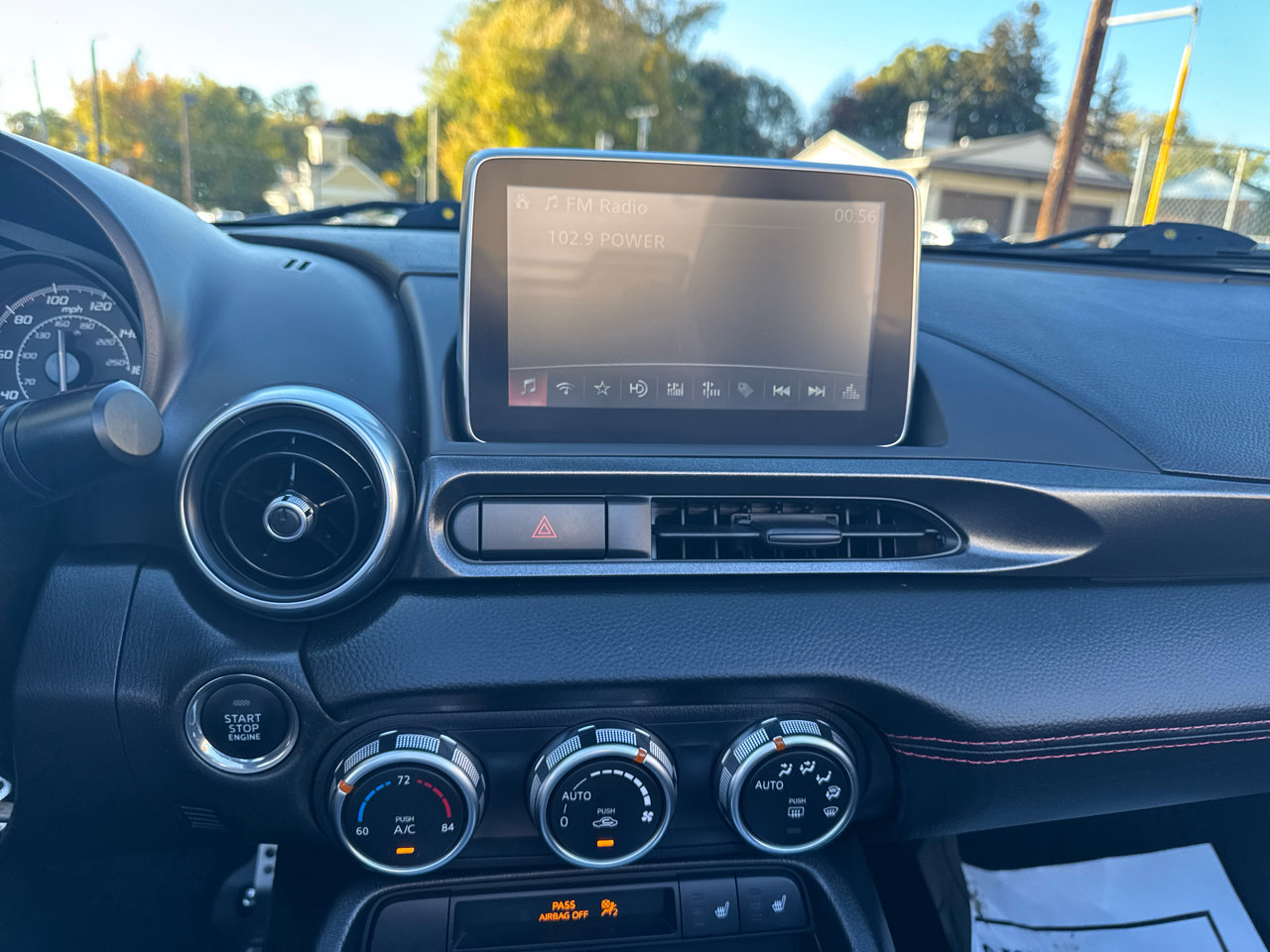 Used 2017 FIAT 124 Spider Abarth image 33