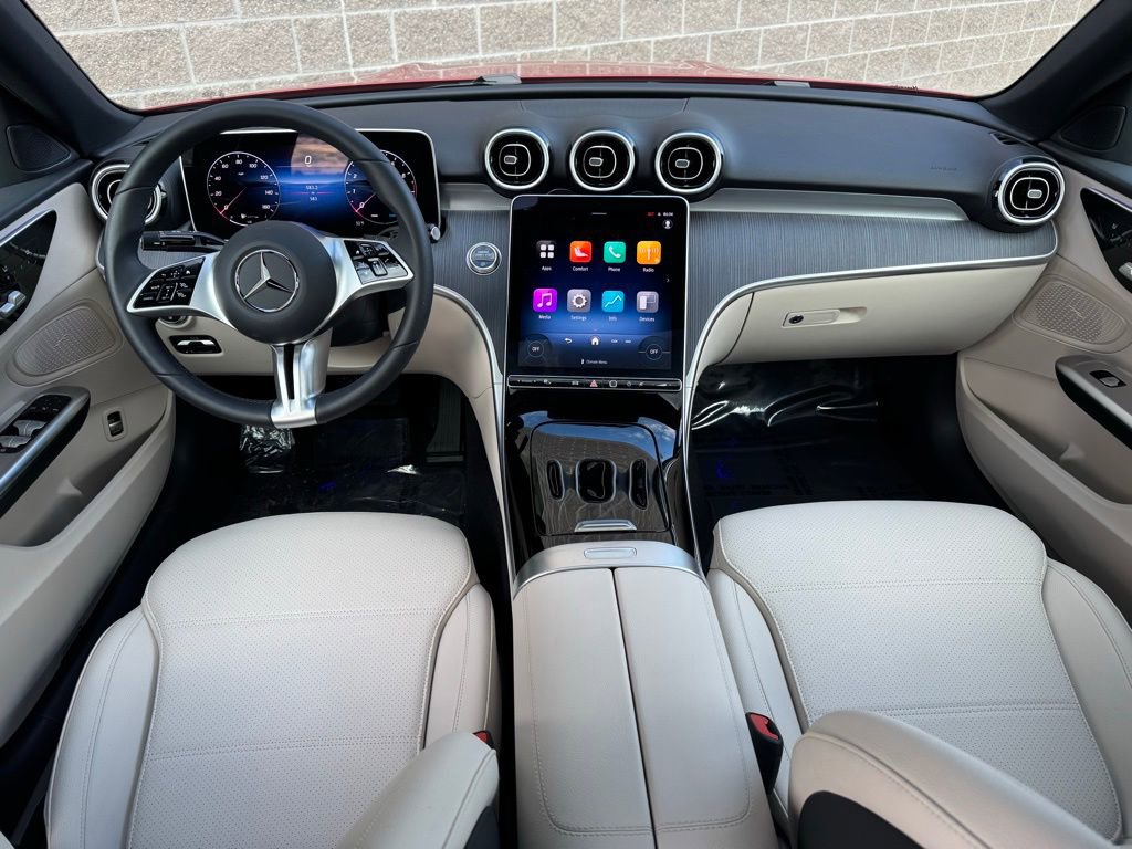 Used 2025 Mercedes-Benz C 300 Sedan image 10