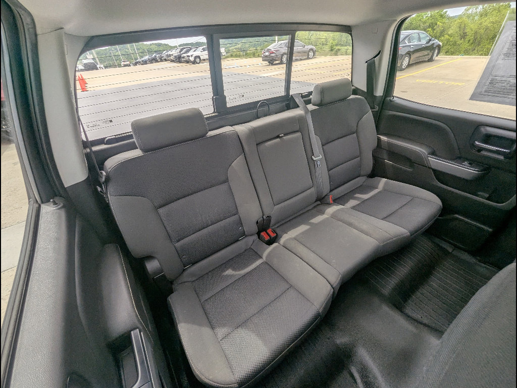 Used 2018 Chevrolet Silverado 1500 LT w/ All Star Edition AWD/4WD image 22