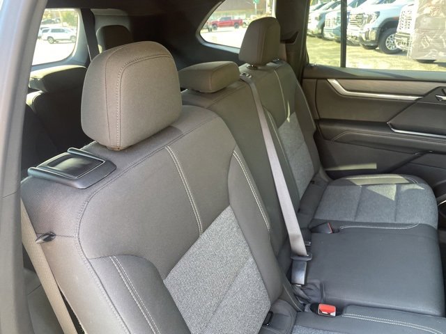 Used 2025 GMC Acadia Elevation image 31