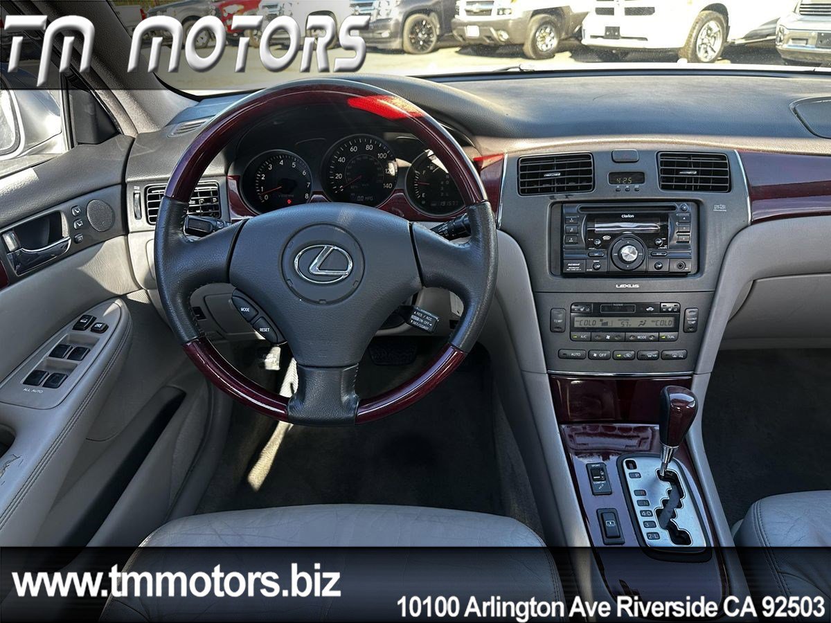 Used 2004 Lexus ES 330 image 13