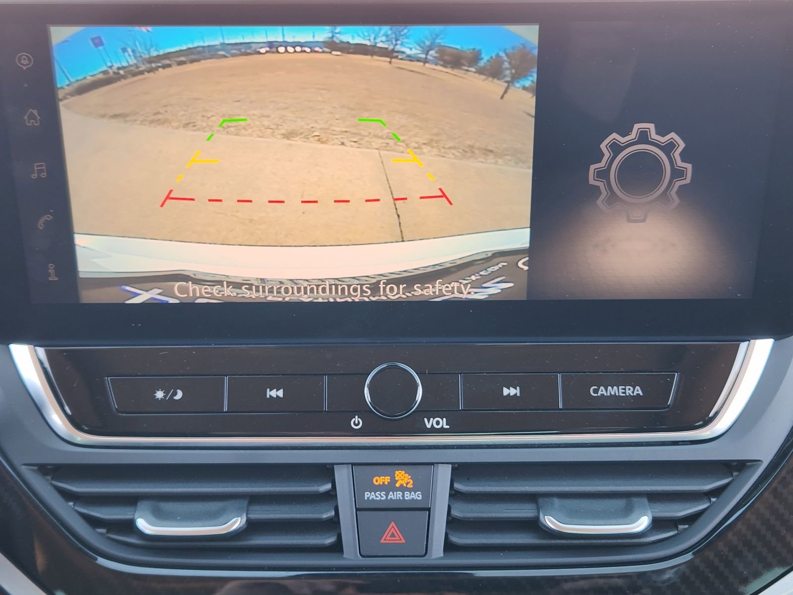 Used 2025 Nissan Altima 2.5 SR w/ SR Premium Package image 22