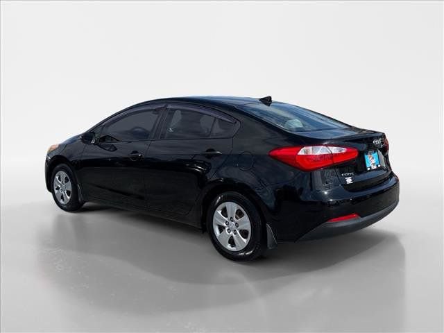 Used 2015 Kia Forte LX w/ Popular Package FWD image 4