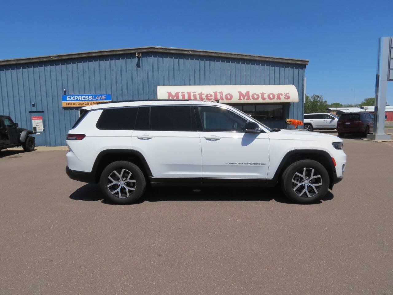 Used 2024 Jeep Grand Cherokee L Limited w/ Luxury Tech Group II