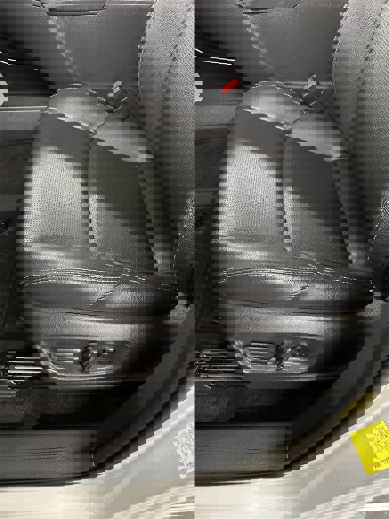 Used 2023 Toyota bZ4X Limited image 15