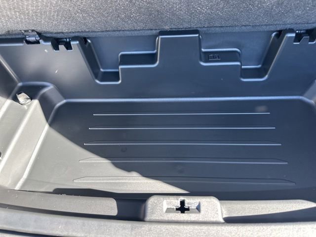 New 2026 Chevrolet Traverse RS w/ LPO, Floor Liner Package image 53