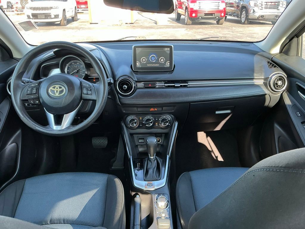 Used 2018 Toyota Yaris iA FWD image 27