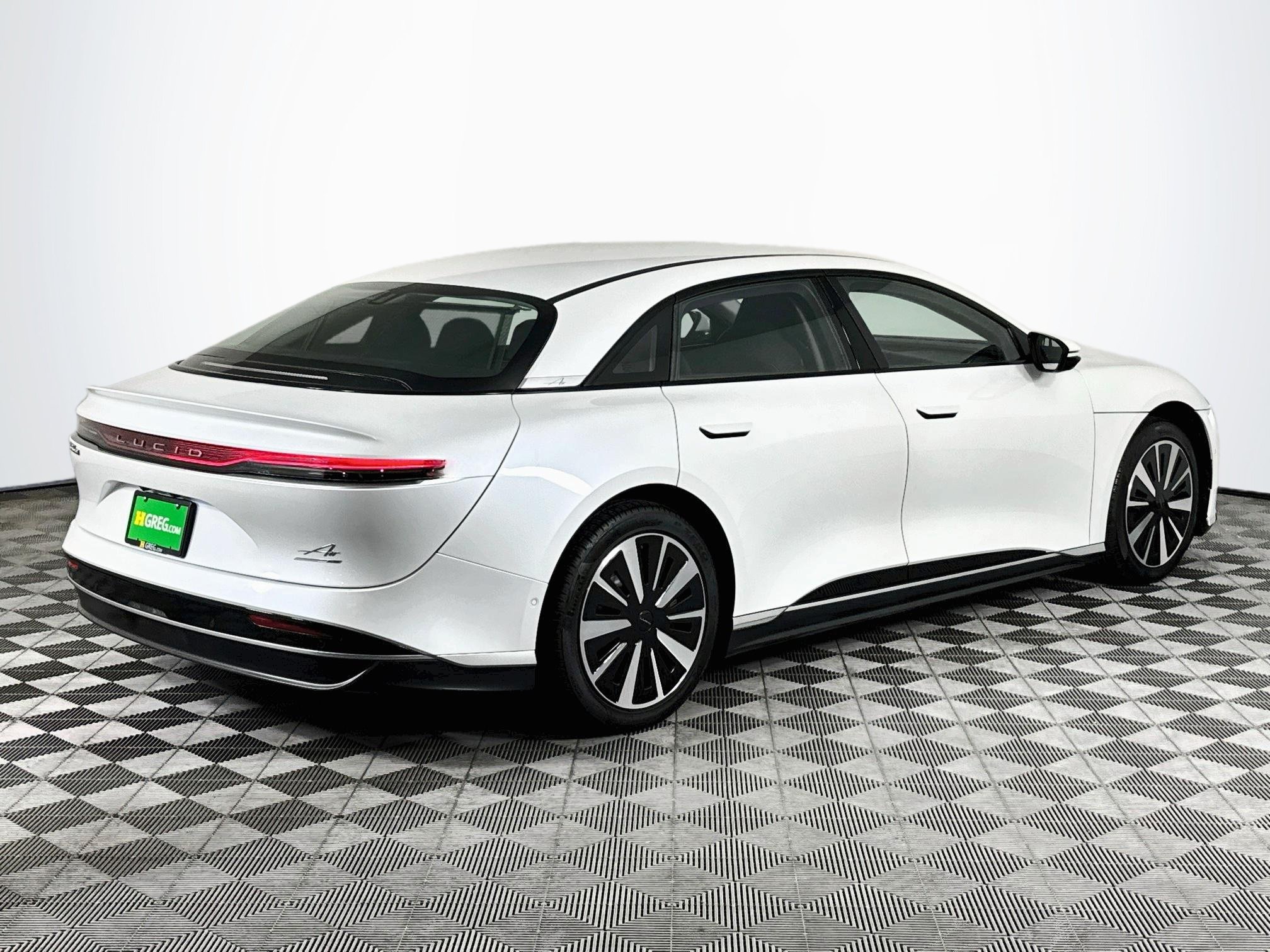 Used 2025 Lucid Air Touring AWD/4WD image 8