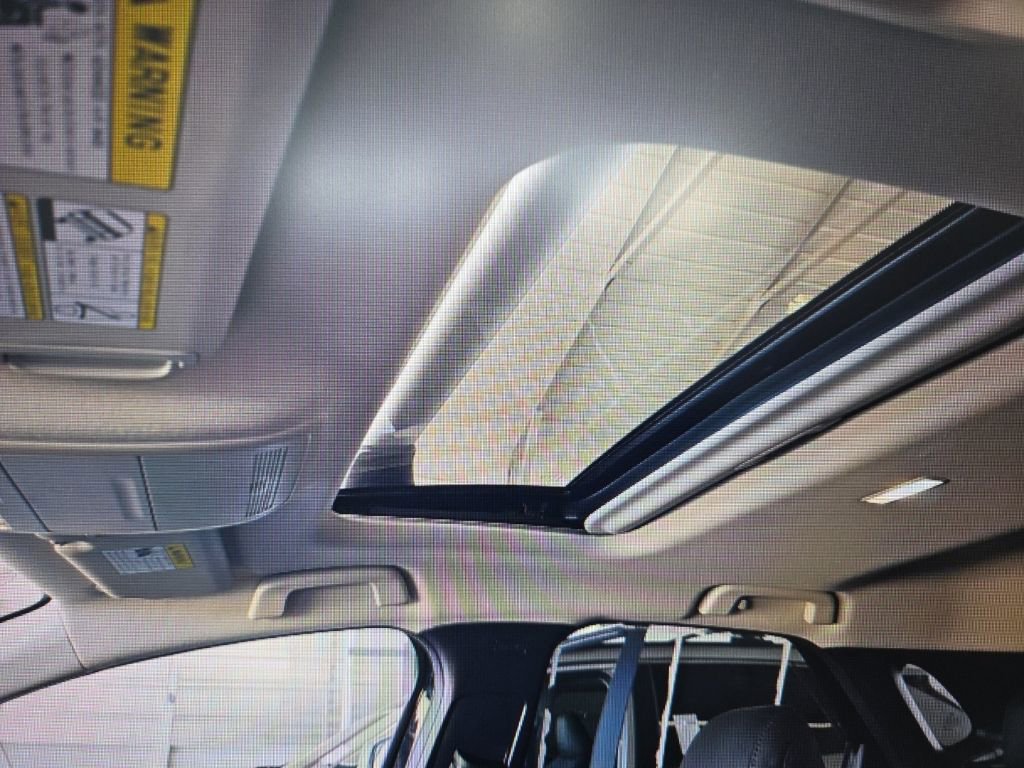 Used 2022 MAZDA CX-30 AWD 2.5 S w/ Premium Package image 8