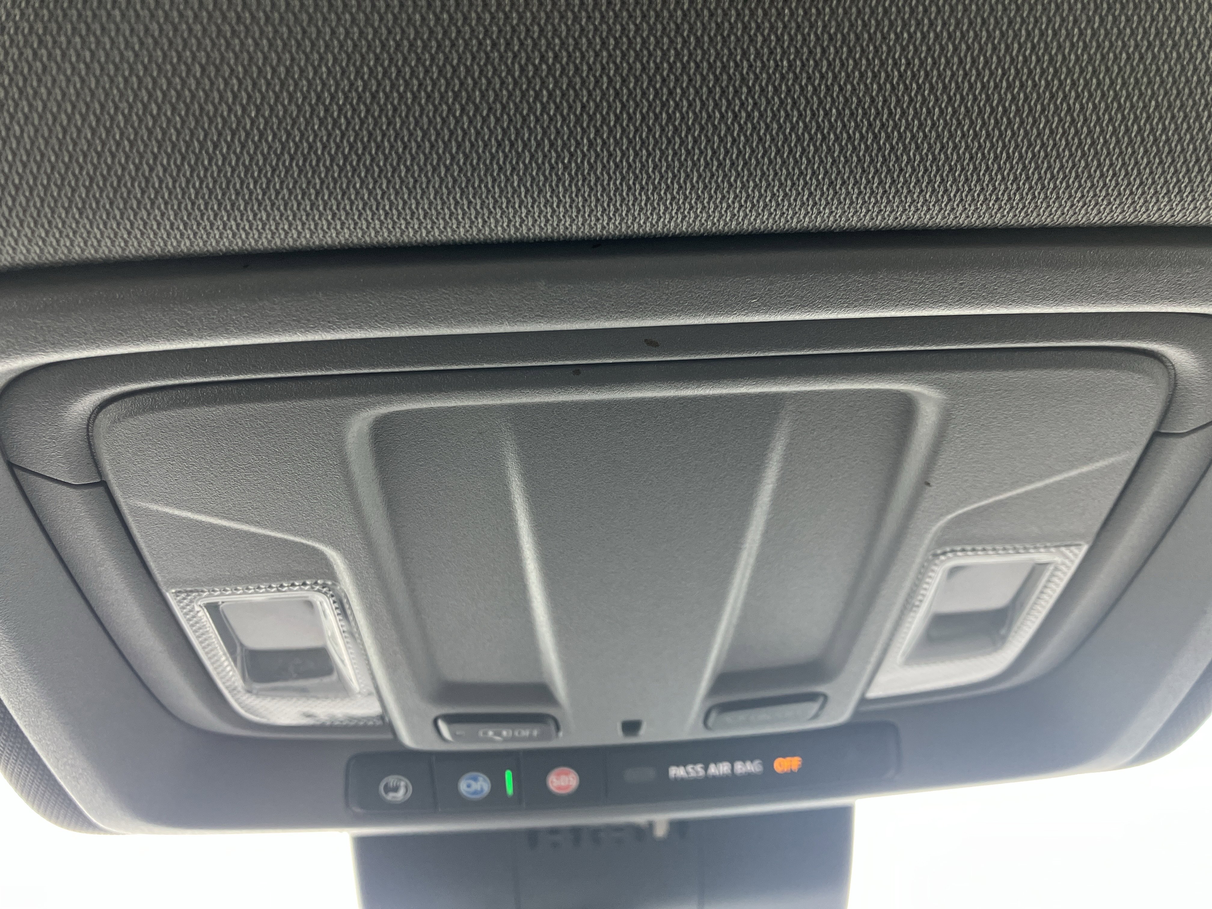 Used 2022 Chevrolet Silverado 1500 LT image 33