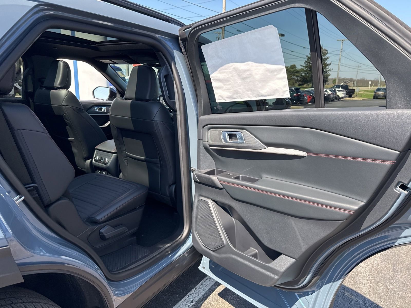 New 2026 Ford Explorer ST-Line image 38