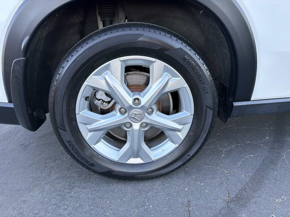 Used 2023 Honda HR-V LX image 34