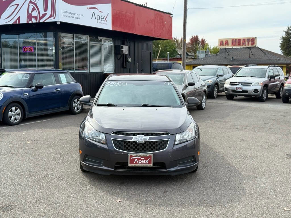 Used 2014 Chevrolet Cruze LS image 4