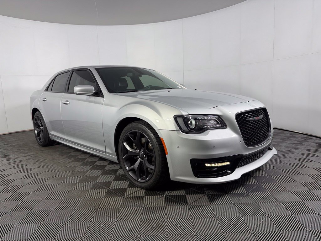 Certified 2022 Chrysler 300 S RWD image 5