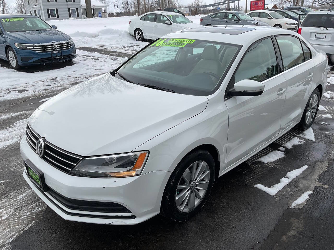 Used 2016 Volkswagen Jetta SE image 7