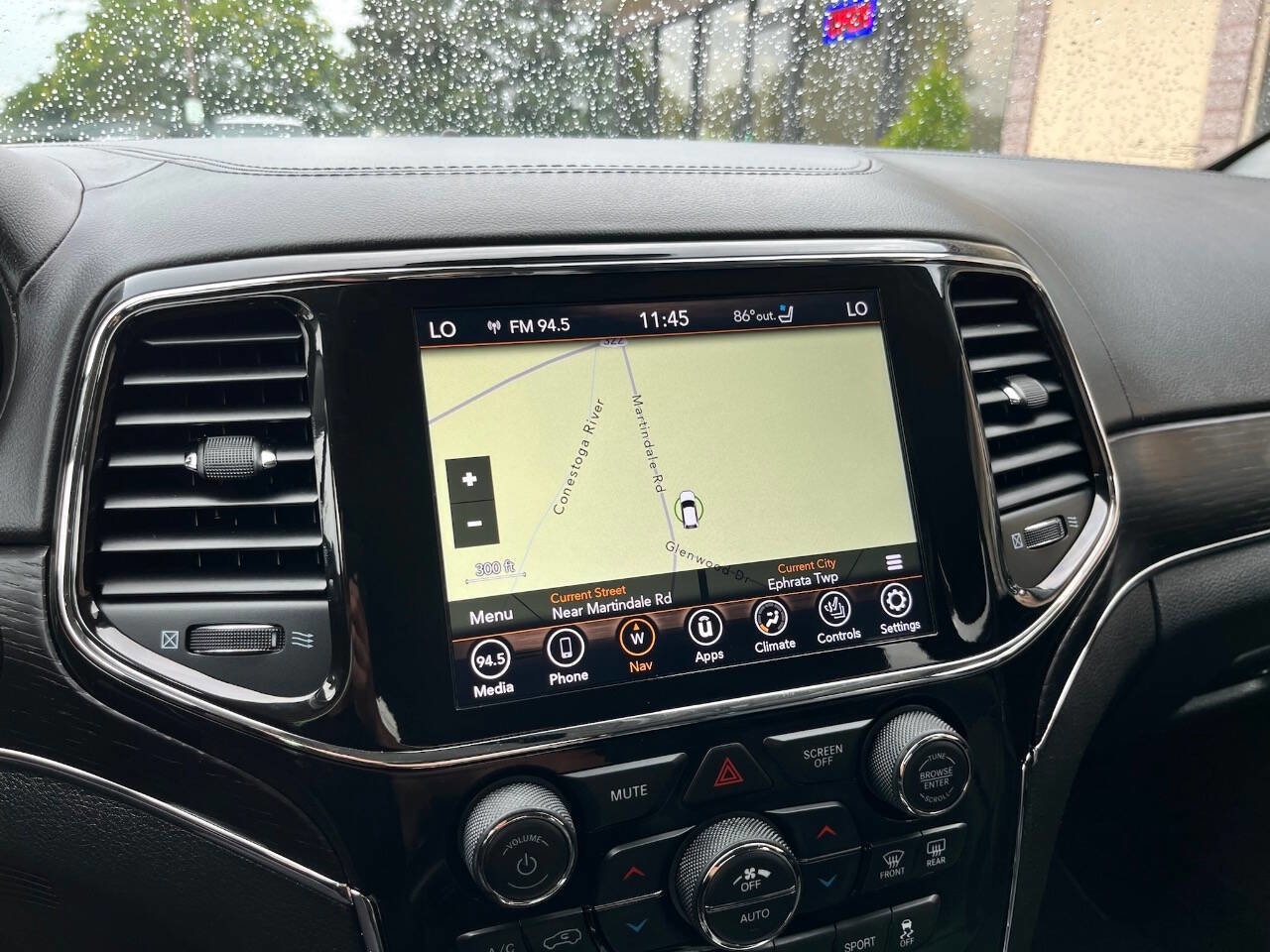 Used 2021 Jeep Grand Cherokee Summit w/ Platinum Series Group image 26