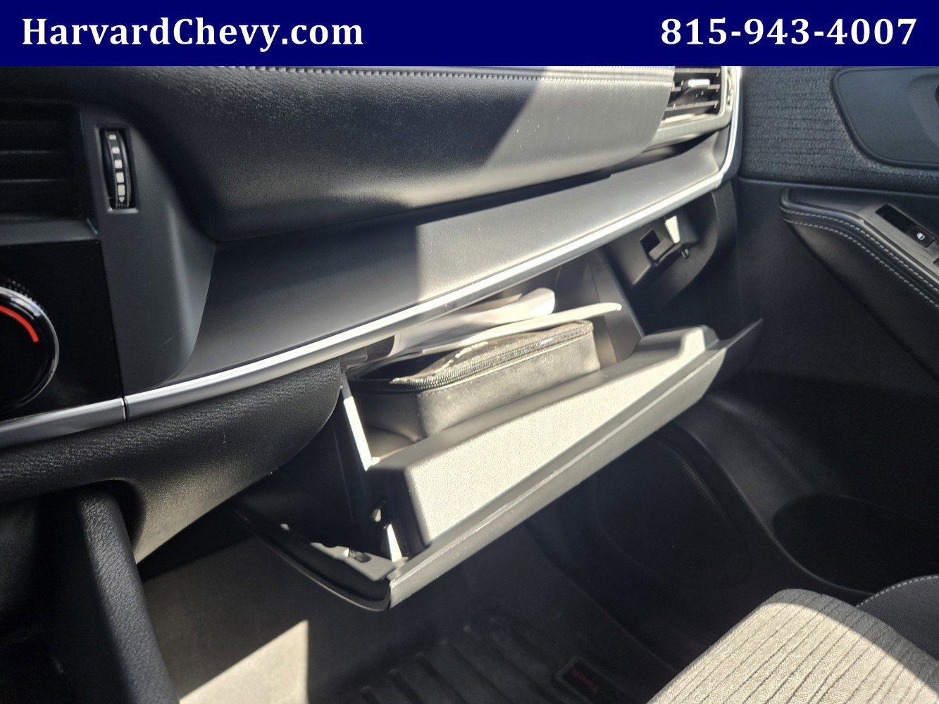 Used 2021 Nissan Rogue S image 11