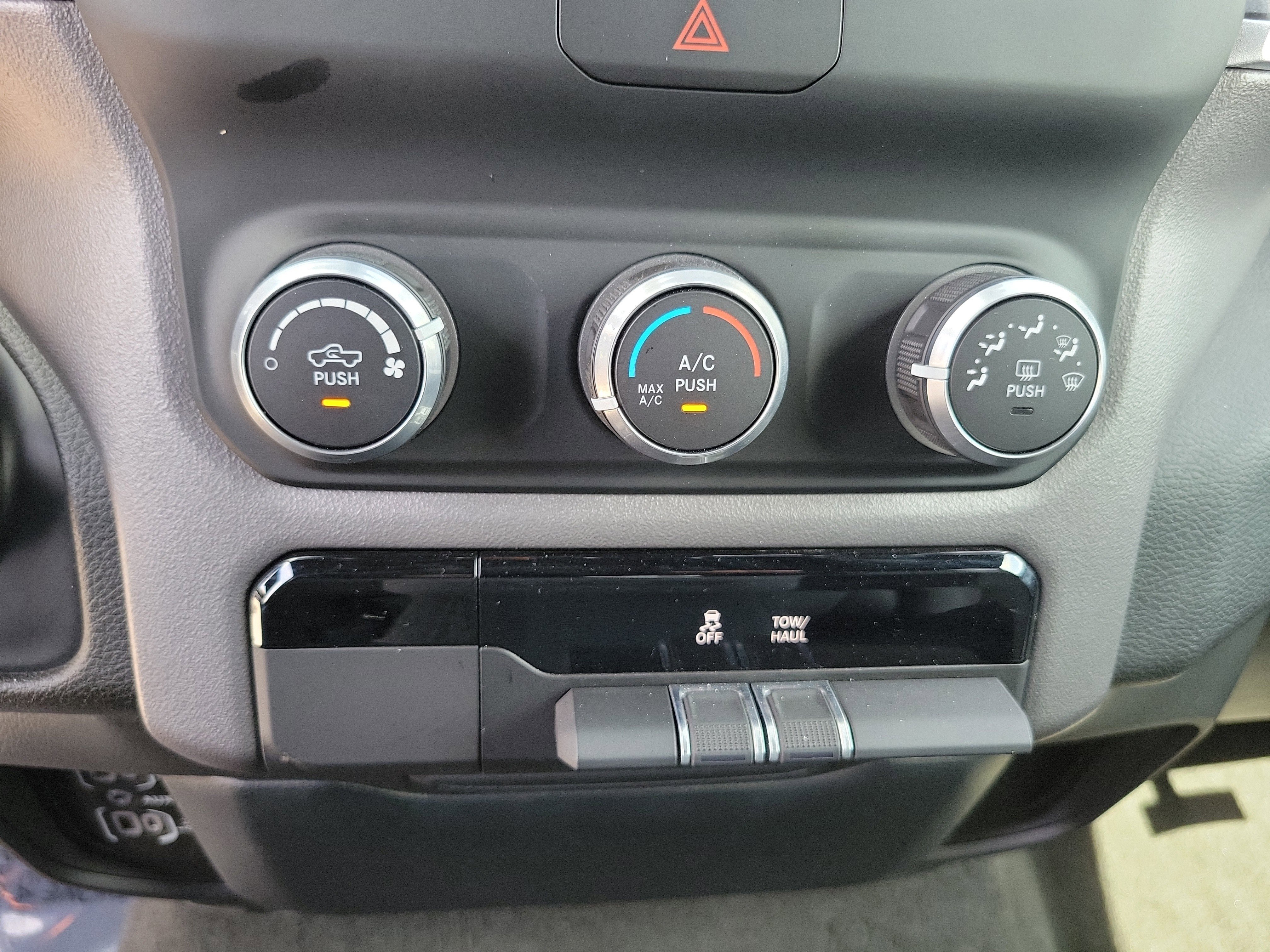 Used 2023 RAM 1500 Big Horn RWD image 24