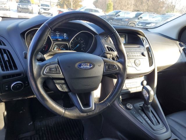 Used 2016 Ford Focus SE w/ Equipment Group 201A FWD image 15