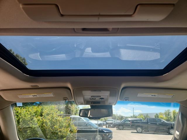 Used 2017 Chevrolet Tahoe Premier AWD/4WD image 15