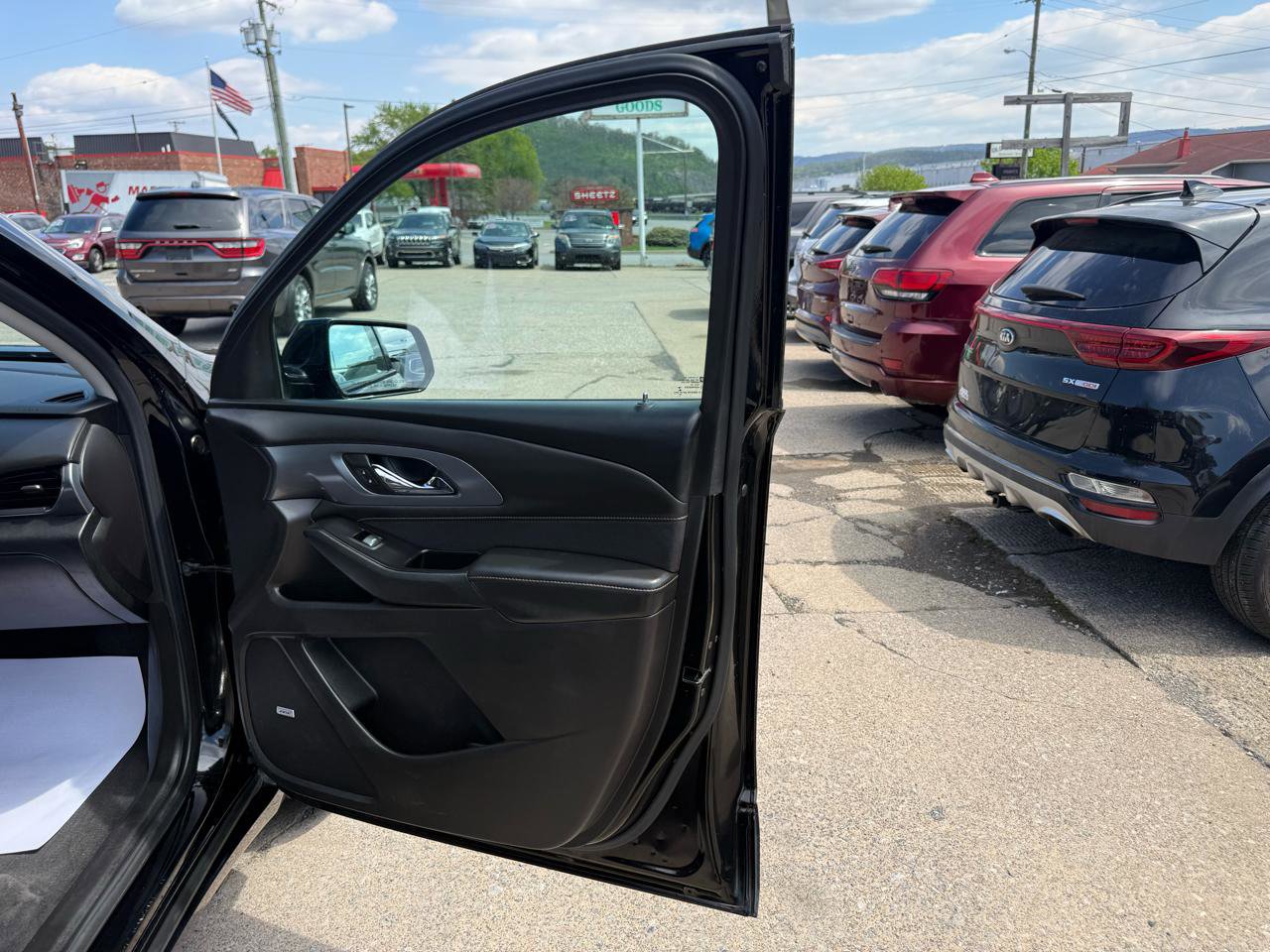 Used 2019 Chevrolet Traverse Premier w/ Redline Edition AWD/4WD image 57