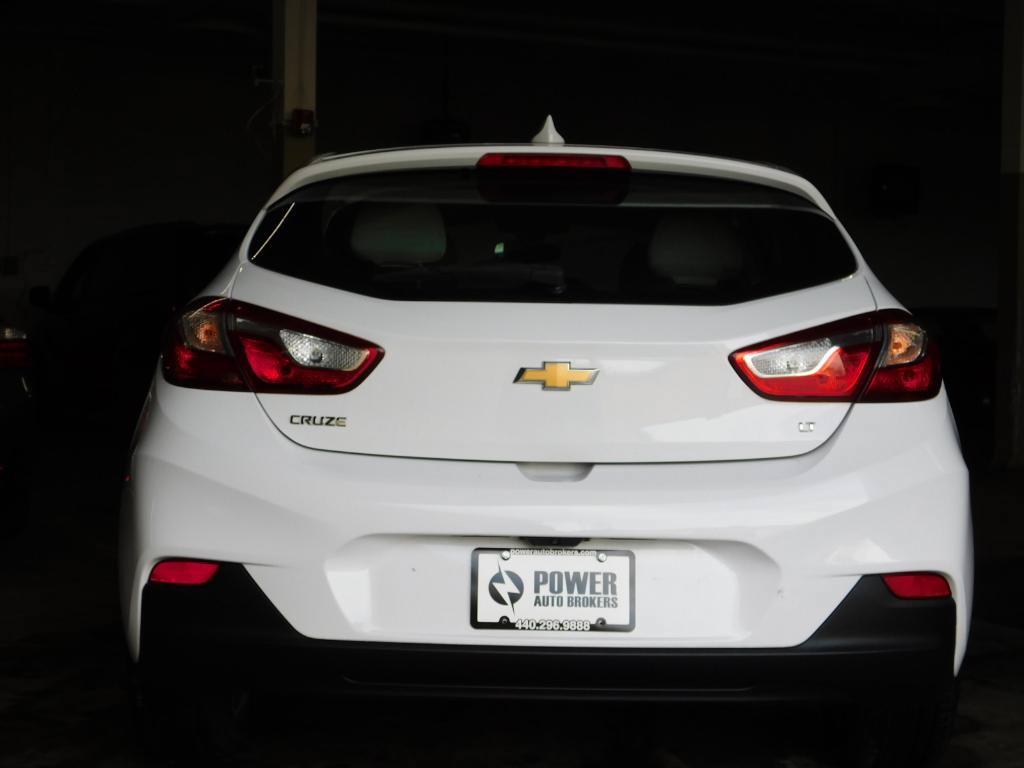 Used 2017 Chevrolet Cruze LT FWD image 6