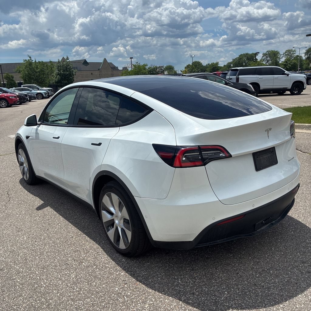 Used 2020 Tesla Model Y Long Range AWD/4WD image 2
