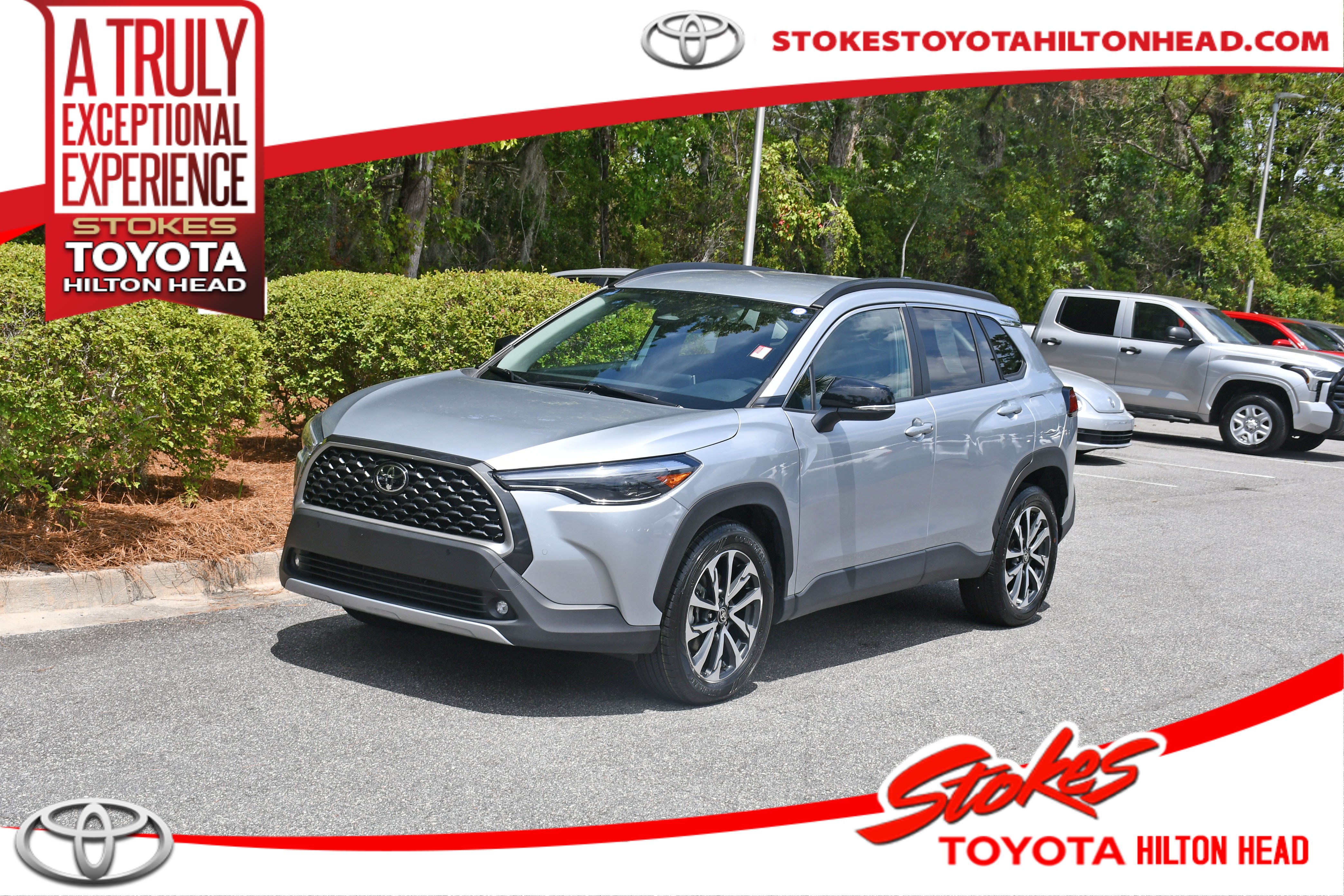 Certified 2025 Toyota Corolla Cross XLE AWD/4WD image 1