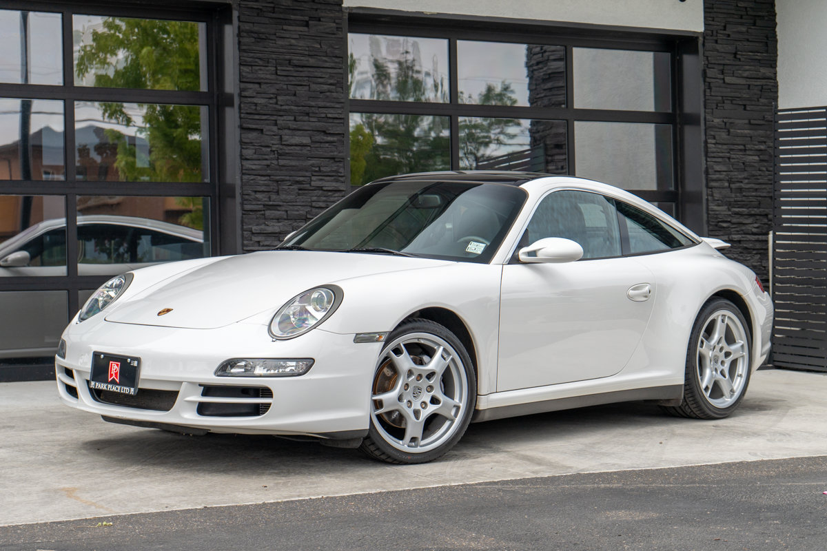 Used 2008 Porsche 911 Targa 4 AWD/4WD image 3