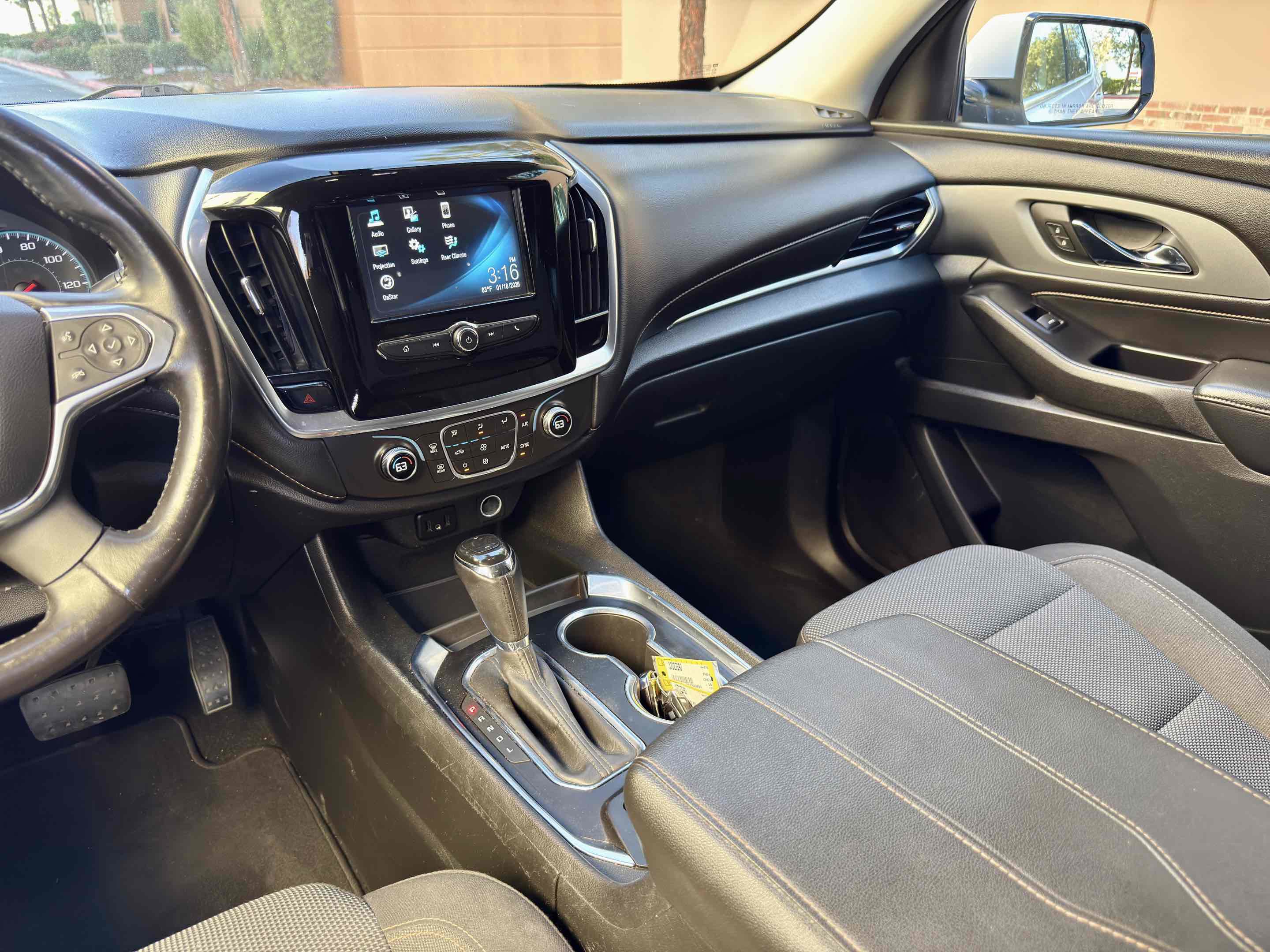 Used 2018 Chevrolet Traverse LT w/ LPO, Black Accent Package image 29