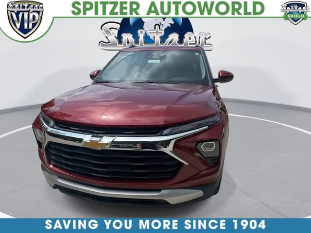 Used 2024 Chevrolet TrailBlazer LT w/ Convenience Package AWD/4WD image 3