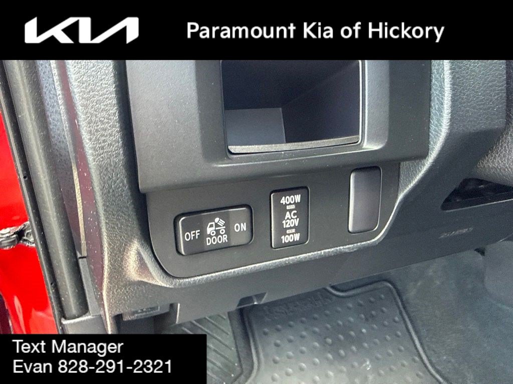 Used 2016 Toyota Tacoma TRD Sport w/ Towing Package AWD/4WD image 17