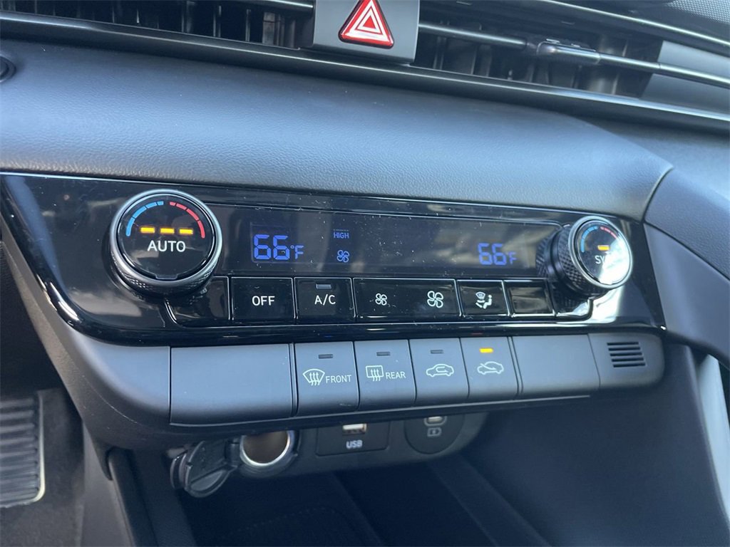 New 2025 Hyundai Elantra Sport image 24