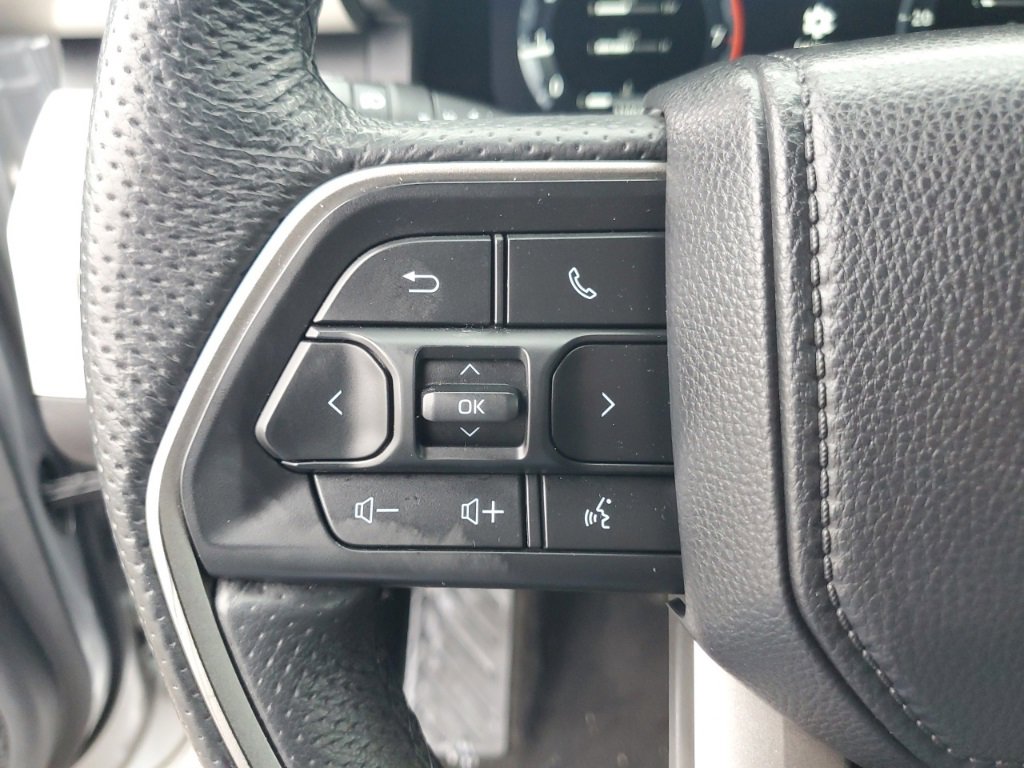 Used 2024 Toyota Tacoma TRD Sport image 13